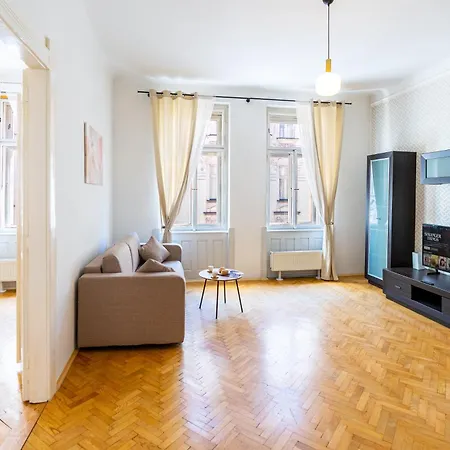 Appartement Spacious Near Dancing House & Wenceslas Square Prague